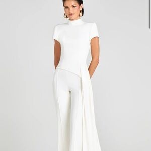 NADINE MERABI- Pippa White Top-Size 6 BRAND NEW WITH TAGS